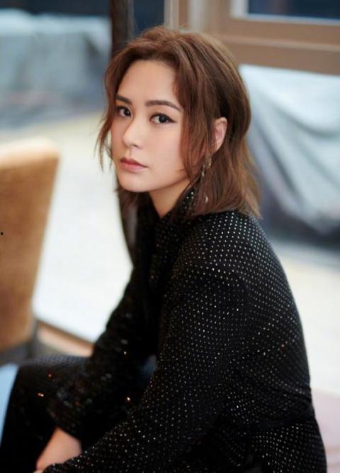 娱乐吃瓜酱原生家庭,揭秘原生家庭背后的故事与影响